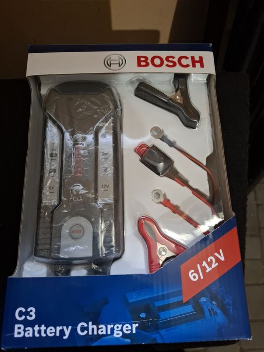 Зарядний пристрій випрямляч BOSCH C3 6V 12V AGM GEL