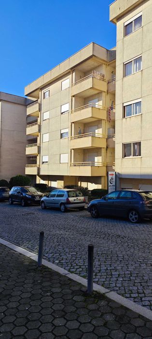Excelente T1 com garagem e terraço, em Canidelo, Vila Nova de Gaia