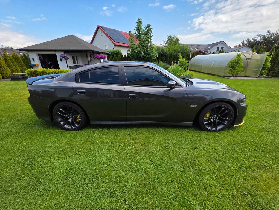 Charger Scatpack 6.4 bewypadkowy