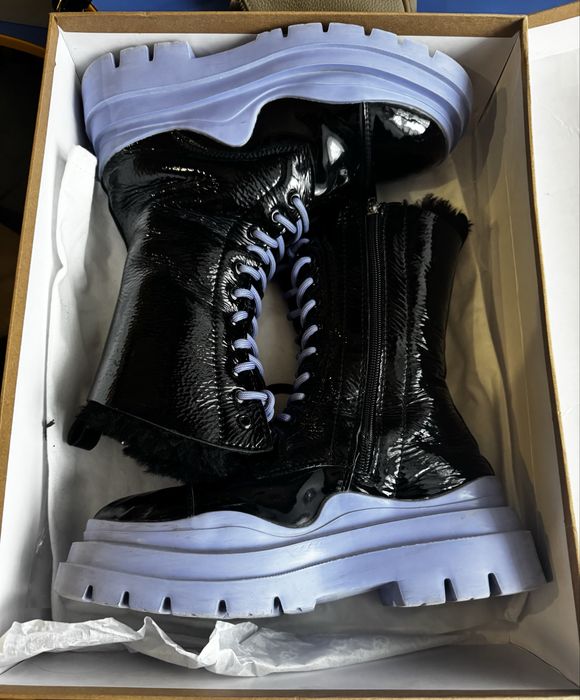 Чоботи  зимові UGG р.38