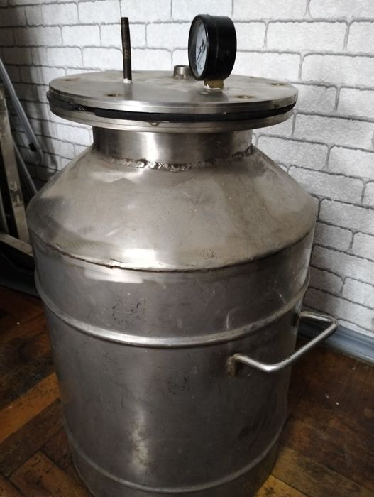 Продам  автоклав