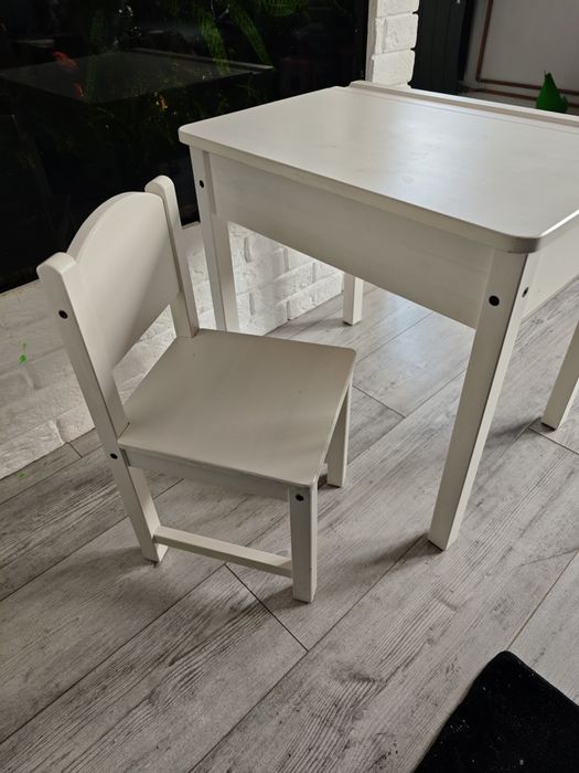 Biurko, stolik + krzesełko ikea Sundvik