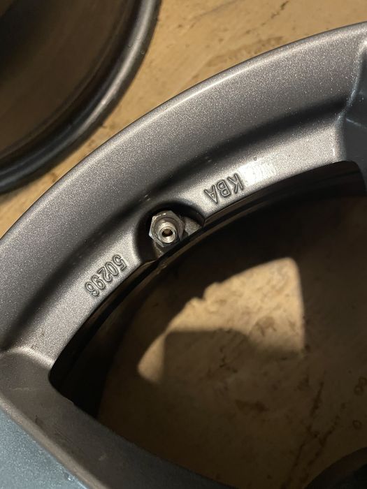 Felgi 17'' Audi Skoda Seat VW Jak nowe 5x112 7x17 ET37