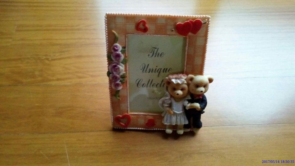 Moldura nova com portes incluidos