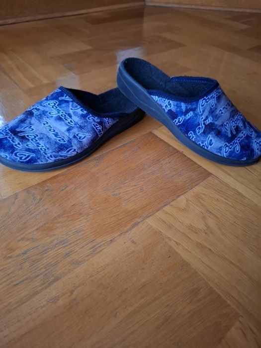 Klapki,  kapcie, laczki, łapcie domowe  Inblu 37