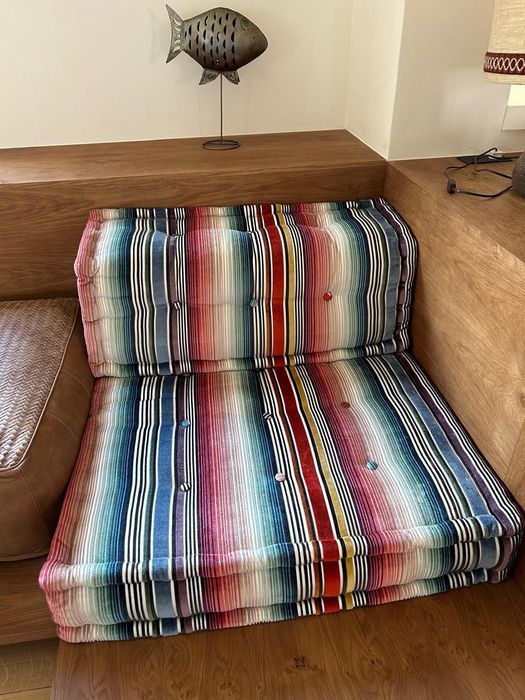 2 sofás Novos Marca Roche BoBois