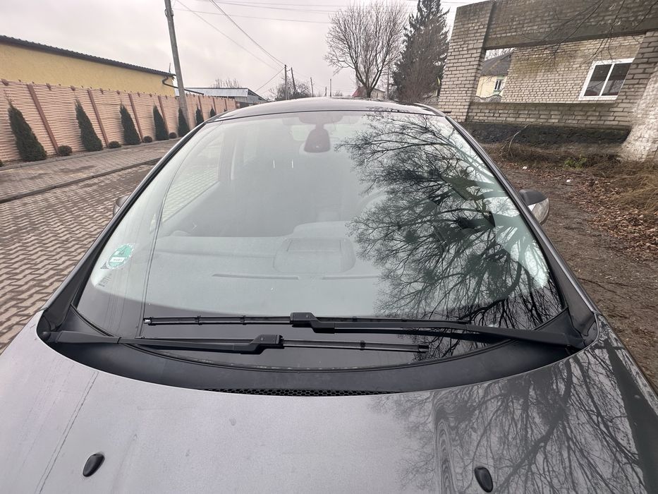Скло Лобове Пежо 3008, 5008 Peugeot разборка розбірка запчастини