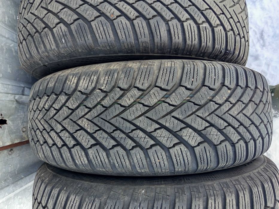 Alufelgi 5x100 z Oponami Zimowymi 195/65R15 Audi A3 Golf Leon Fabia