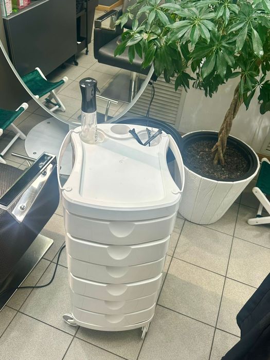 Продам перукарський візок