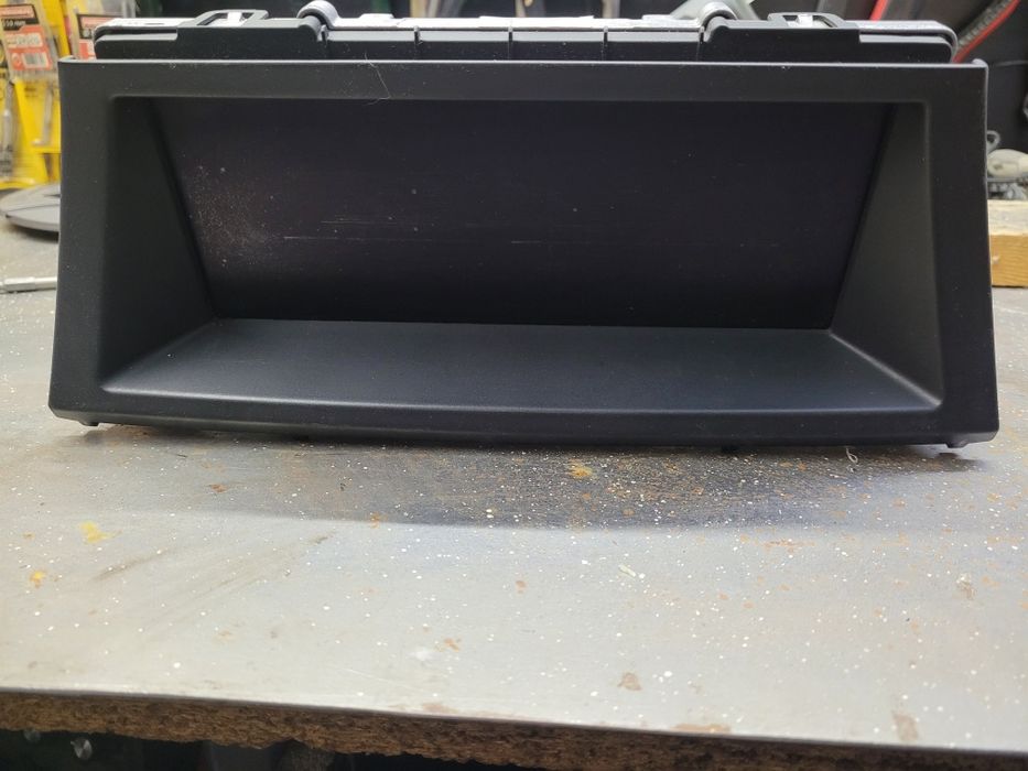 Монитор на Bmw e70