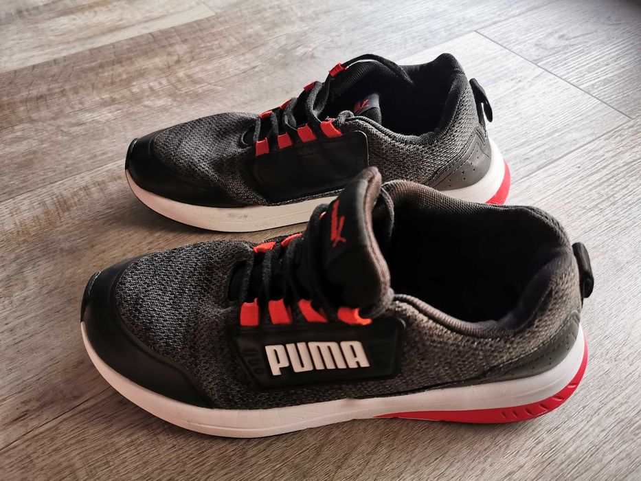 Sprzedam buty Puma, rozm. 37, dł. wkładki 24 cm