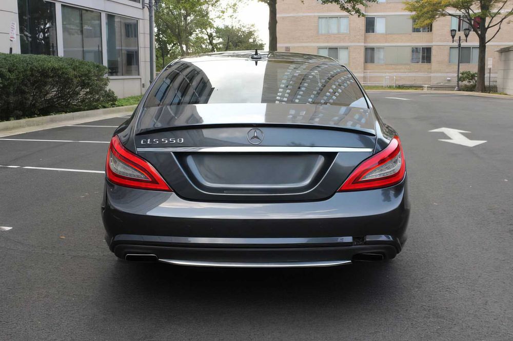 Mercedes-Benz CLS      2013