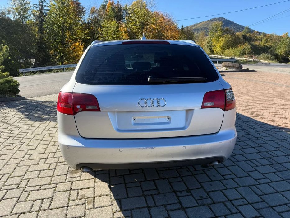 Audi A6 Avant