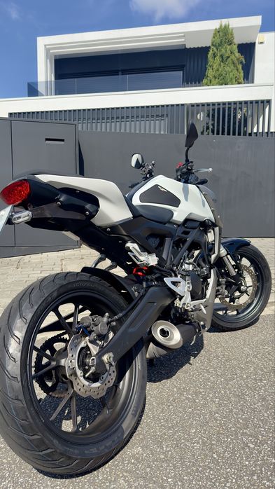 Honda CB125R 2019