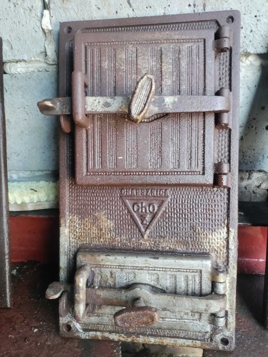 Drzwiczki żeliwne Stare-Charsznica