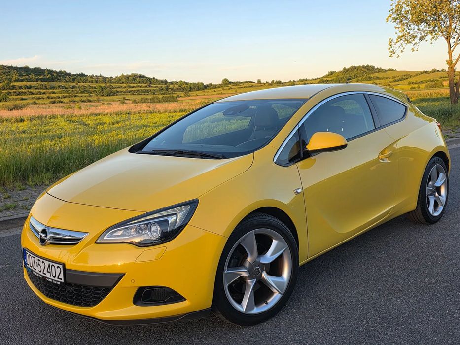 Opel Astra 2.0CDTI Innovation Xenon Skóry Infinity Navi Pełny serwis Nowy dwumas
