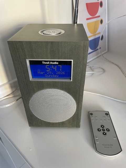 Rádio Tivoli Model 10
