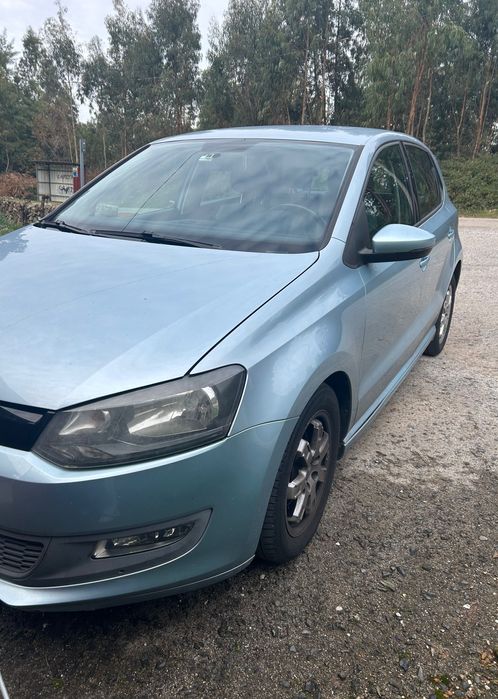 Vendo Volkswagen Polo (negociável)