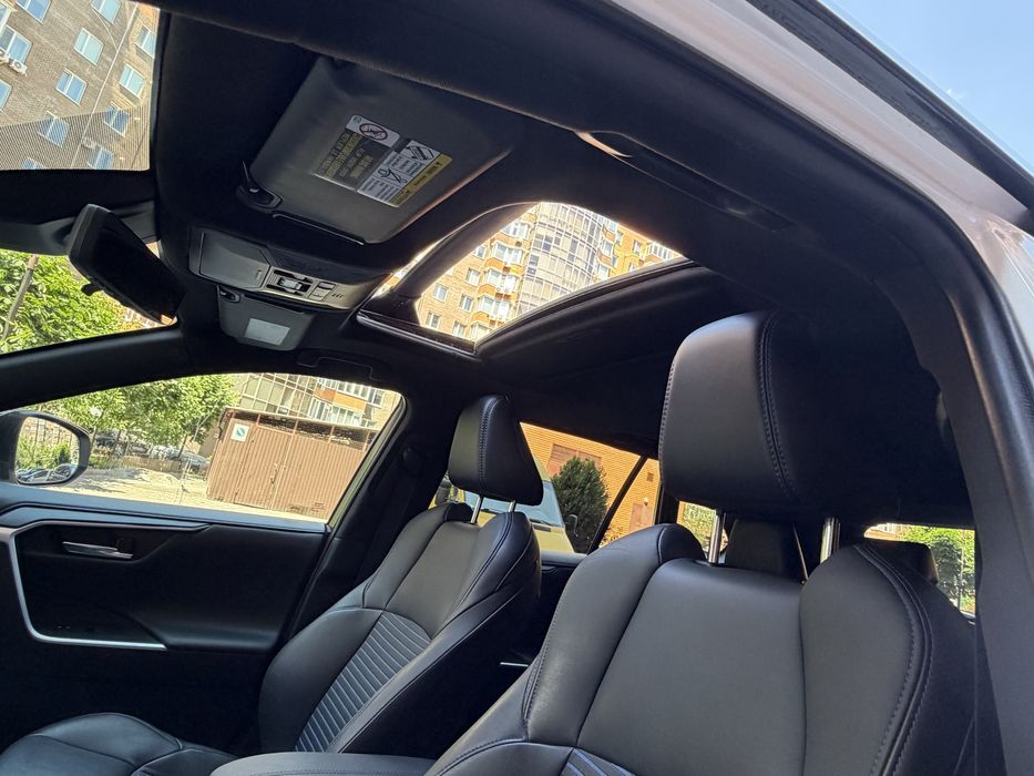 Rav 4 Hybrid XSE