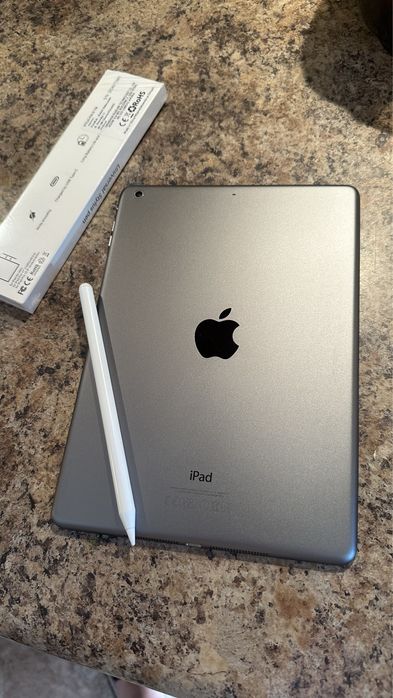 Tablet iPad Apple Retina 10” + nowe etui + nowy kabel - cały zestaw