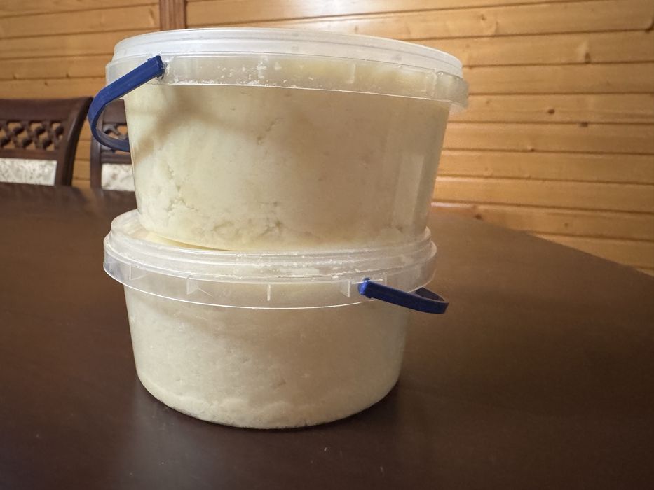 Домашній копчений сир будз, бринза, масло, сир косичка