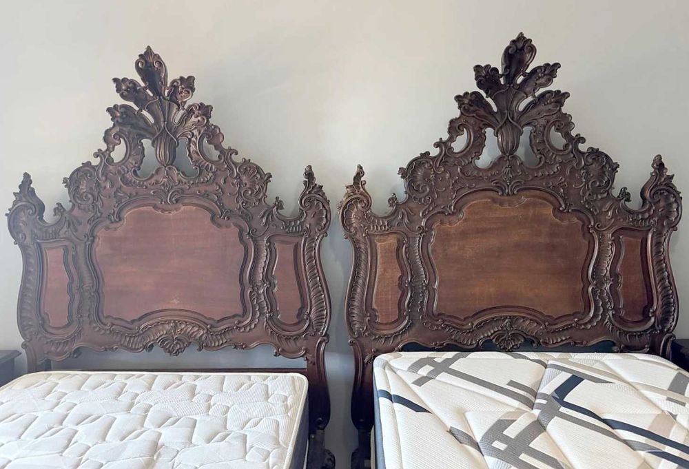 Conjunto de mobília de quarto D. João V/D. José