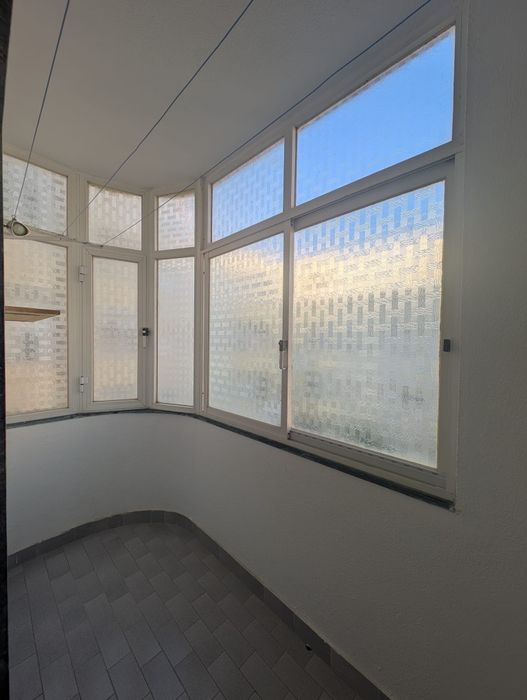 Barcarena - Arrenda-se apartamento T3