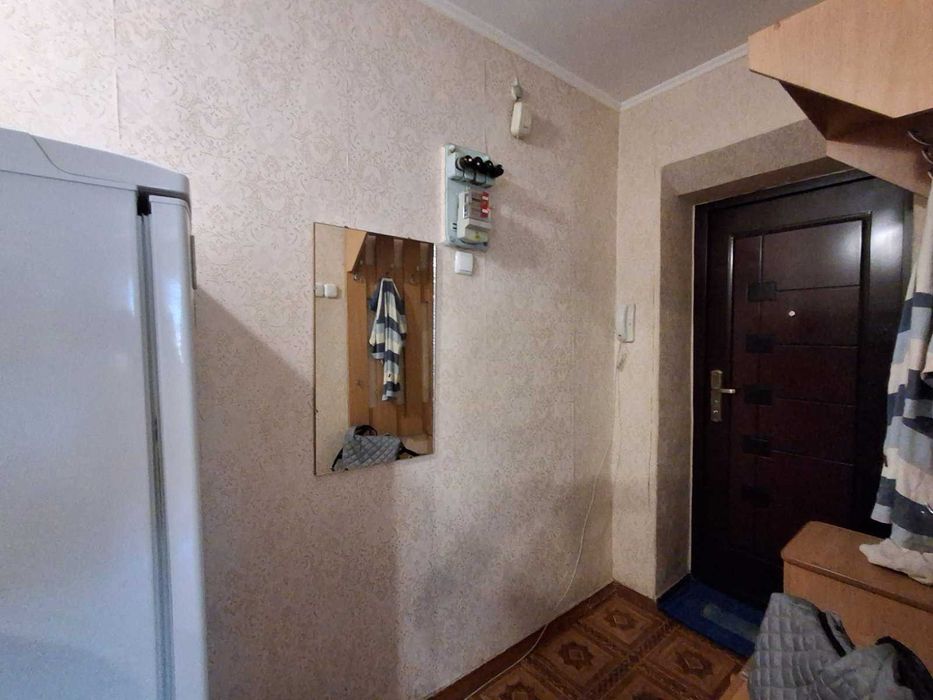 Продаю 3 комнатную квартиру Центр
