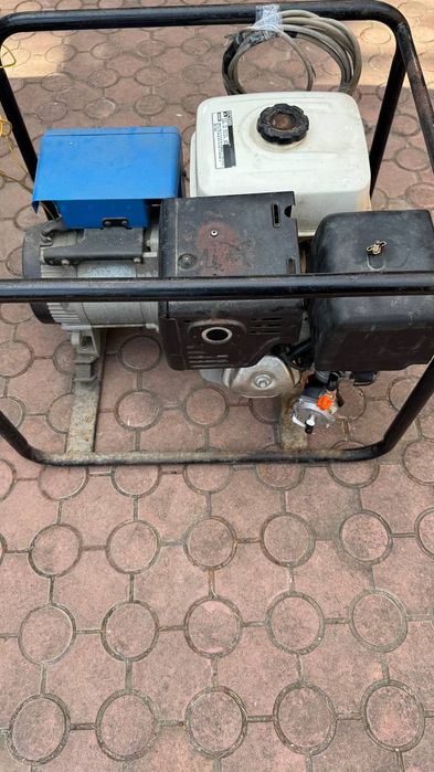 Генератор Honda 4-4.8 kw, made in Japan, Ролс Ройс серед генераторів