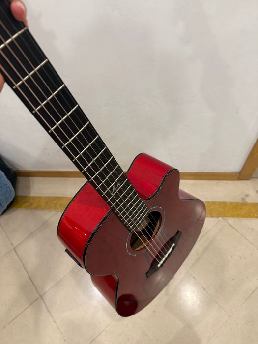 Guitarra eletro-acustica Tanglewood