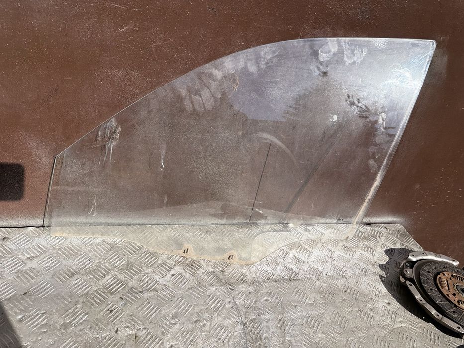 Стекло водителя Део ланос daewoo lanos год 11 пробег 47 тыс