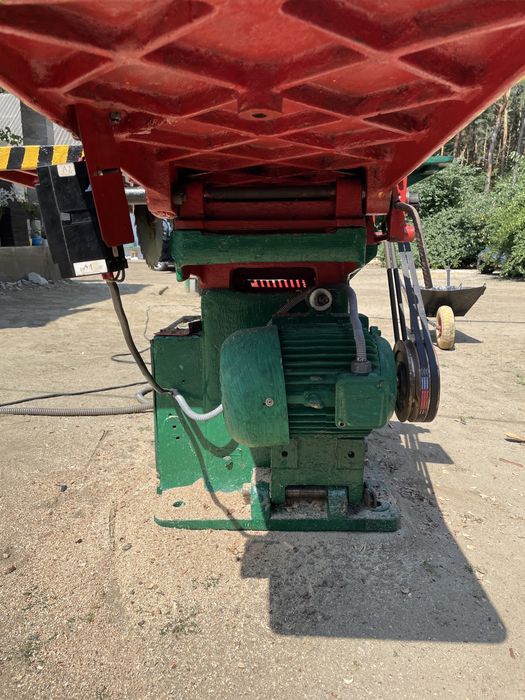 Станок циркулярна фруганок