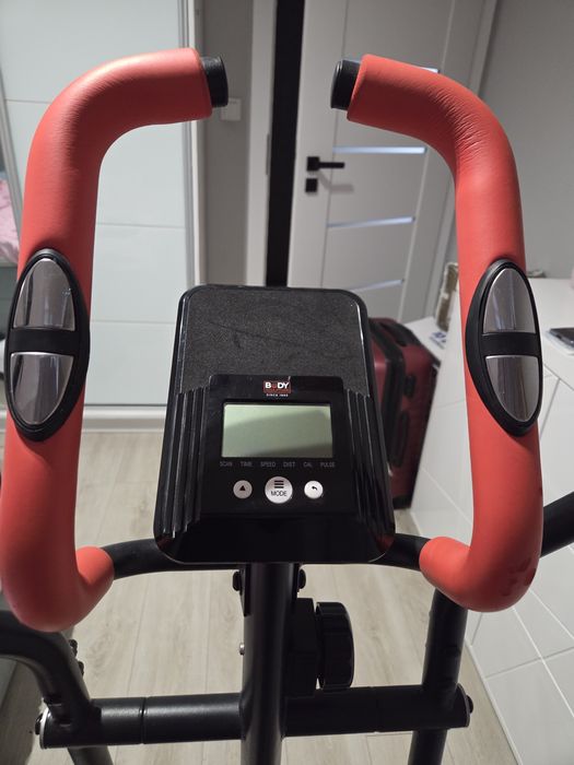 Orbitrek magnetyczny BODY SCULPTURE BE6792