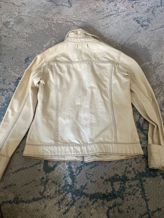 Roupa: Casaco ganga beje
