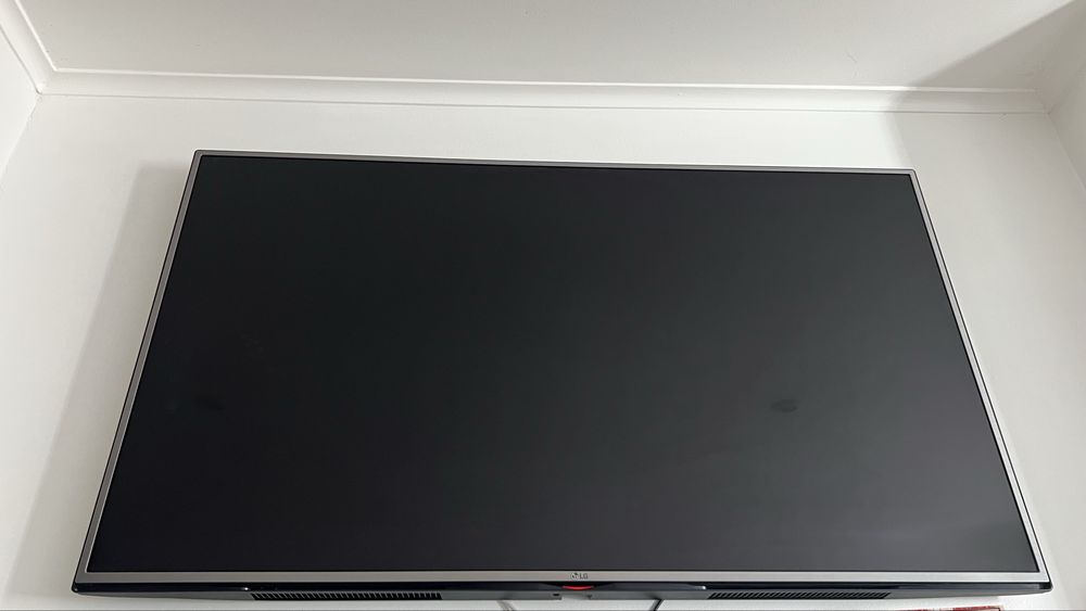 TV LG 55” c/ avaria