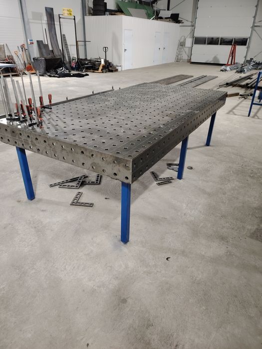 Stół spawalniczy  system 28 blacha 12mm