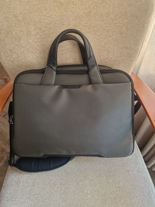 Pasta Samsonite Dlx 6 pro 15,6" Verde Oliva Custo Nova 315€