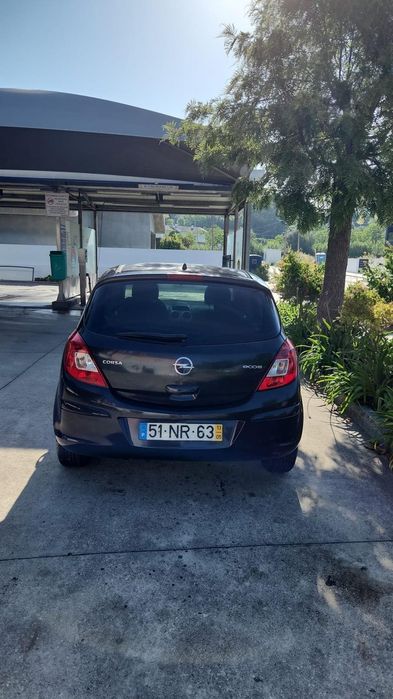Carro corsa opel gasóleo 2013 foto 2