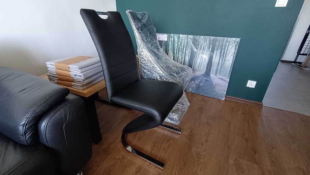 Krzesło Nowe tapicerowane chrom czarne