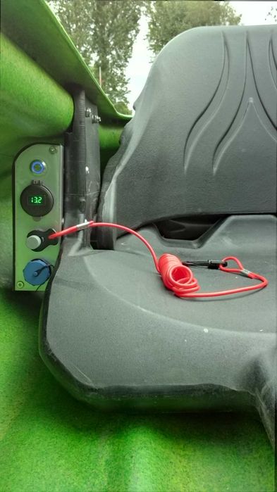 Kajak z napędem elektrycznym Bravecat