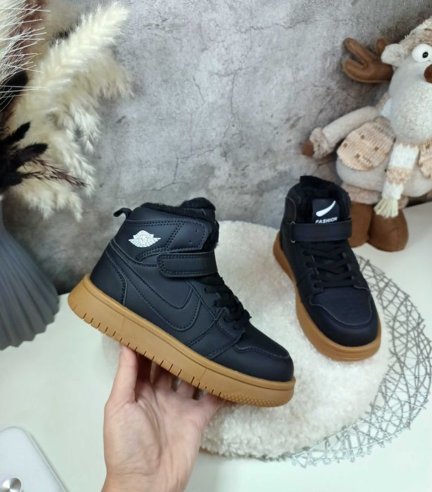 Дитячі зимові кросівки хайтопи для хлопчика 32 33 34 35 36 37 черевики