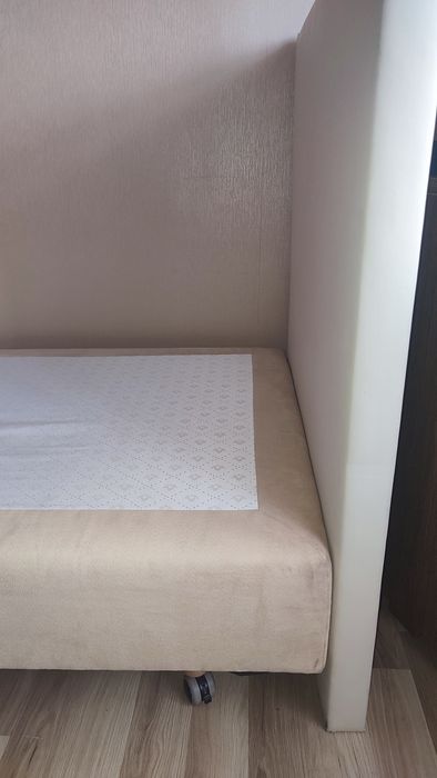 Ліжко односпальне 90*200см