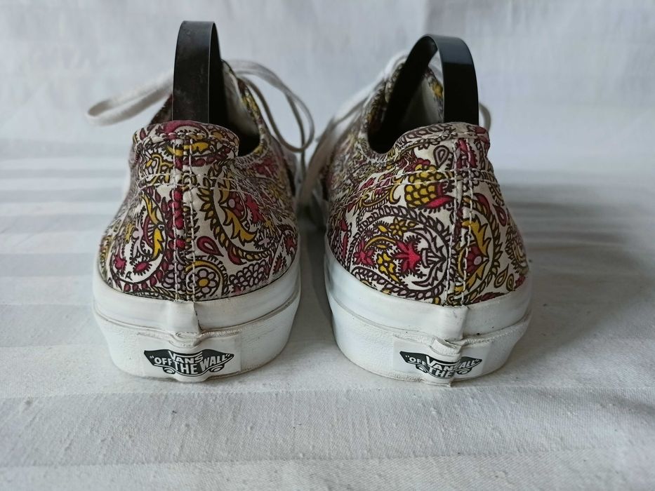 Vans roz. 36,5 -dł. wkł. 23 cm- super stan