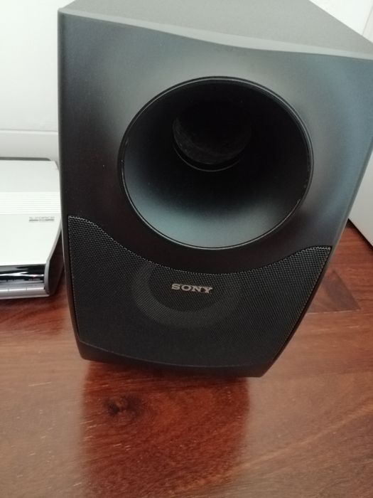 Sistema de som Sony DAV-X1 DVD Home Theatre System - redução de 65%!