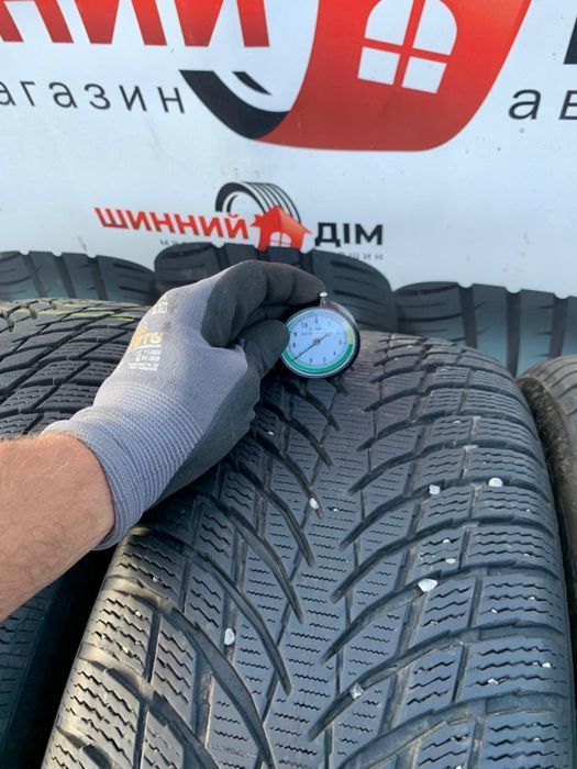 Шини 225/55 R18 Nokian зима 2021 рік 7 мм