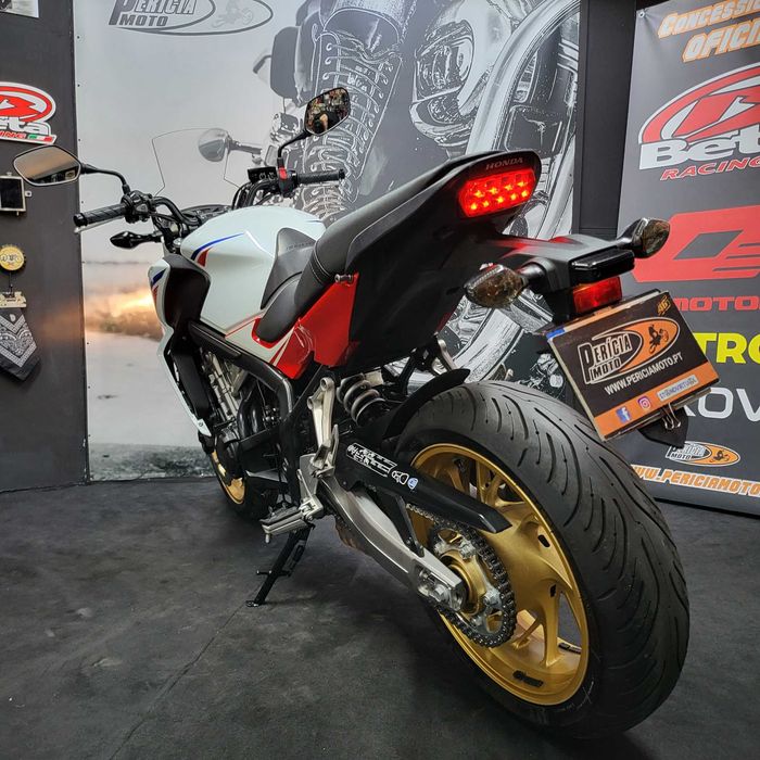 Honda CB 650 F tricolor