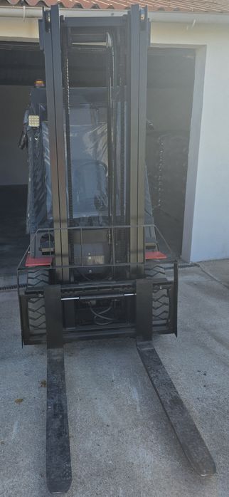 Empilhador Manitou CD 25 P Diesel 2.500 kg