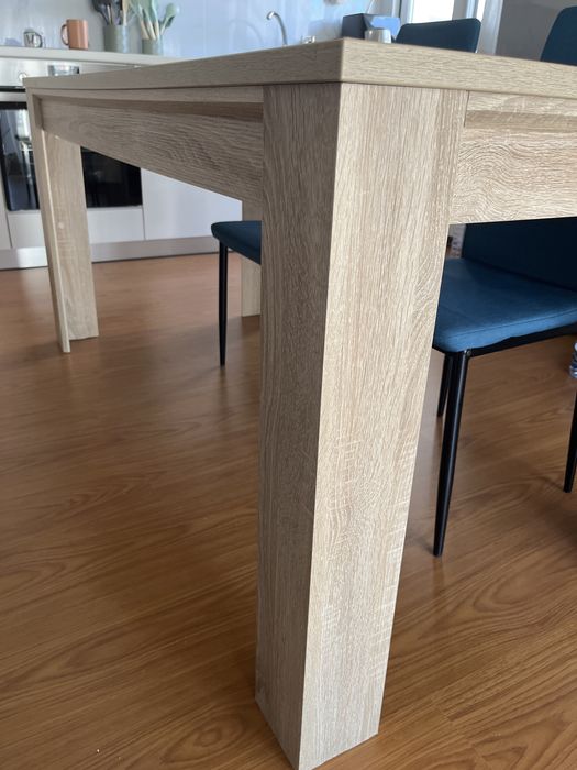 Mesa de jantar p 6 lugares