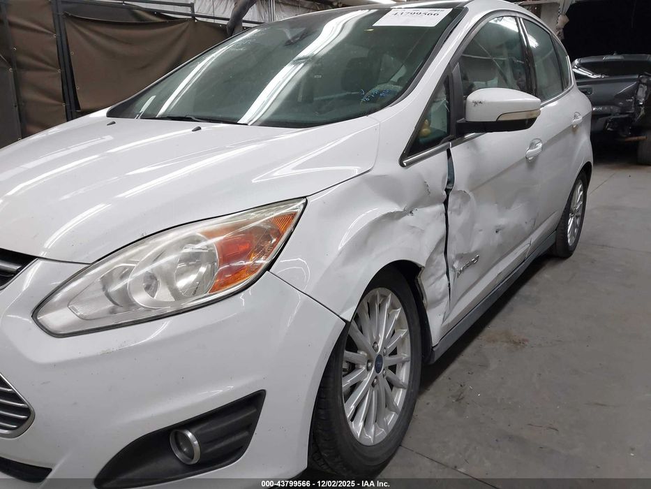 Ford c-max 2016 рік