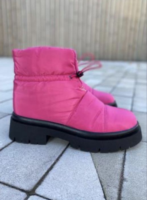 Ботинки дутики яркие розовые фуксия